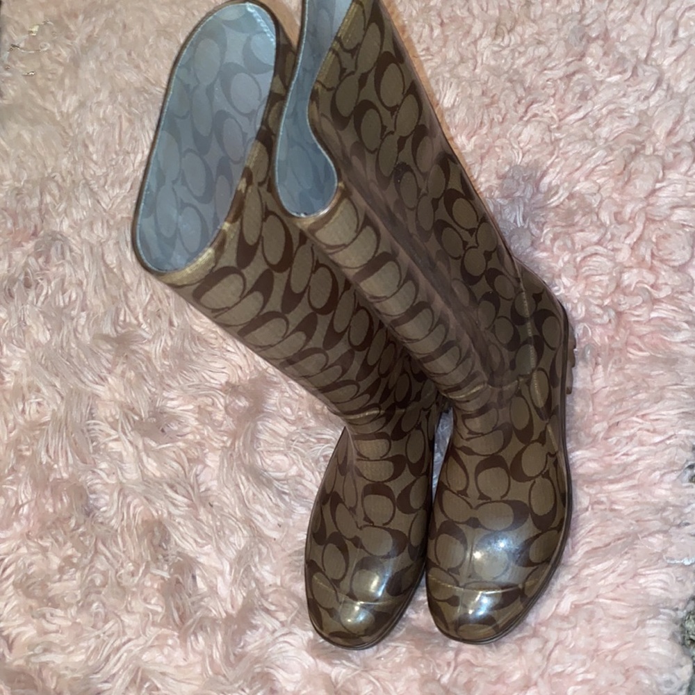 Coach Boots Size 8 - Picture 2 of 2